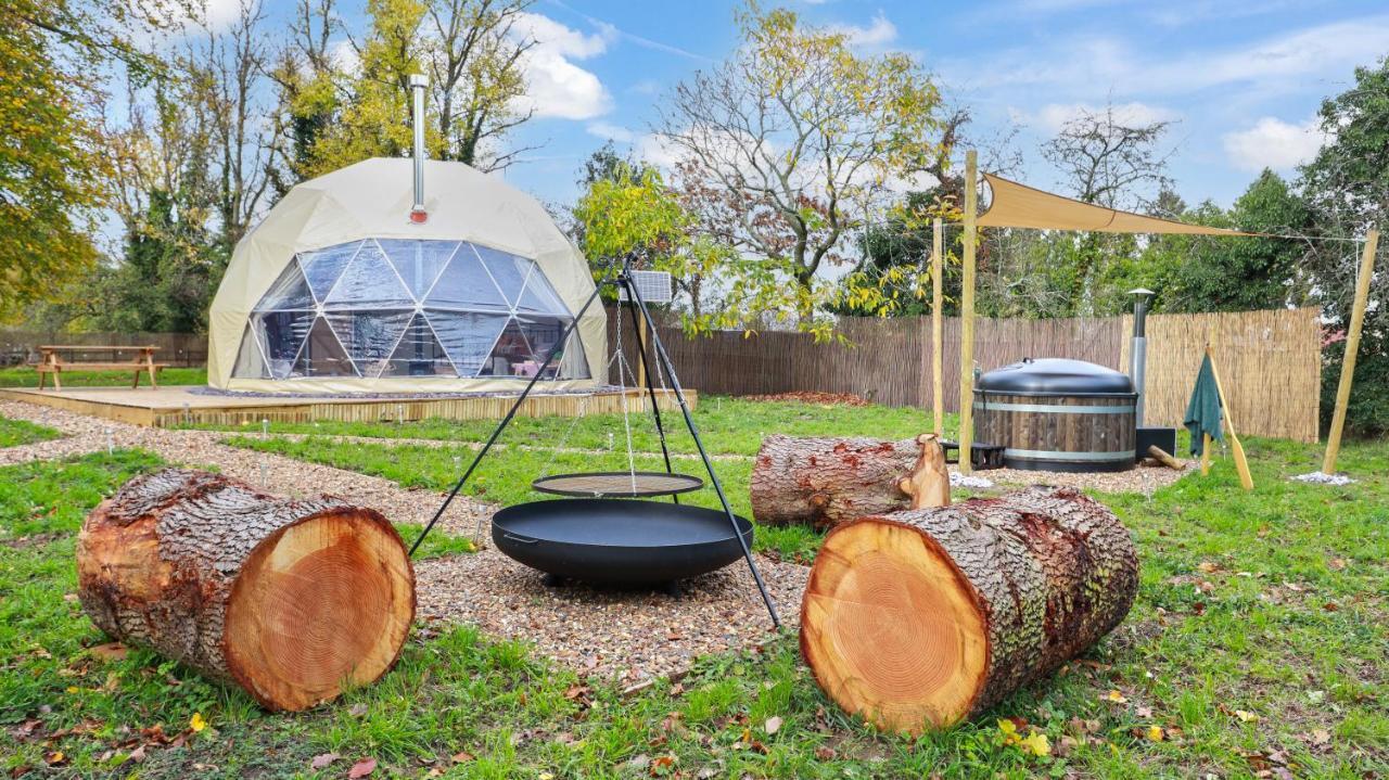 Luxury Dome With Private Wood-Fired Hot Tub Hotel Oxford Ngoại thất bức ảnh