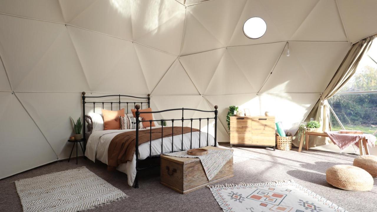 Luxury Dome With Private Wood-Fired Hot Tub Hotel Oxford Ngoại thất bức ảnh
