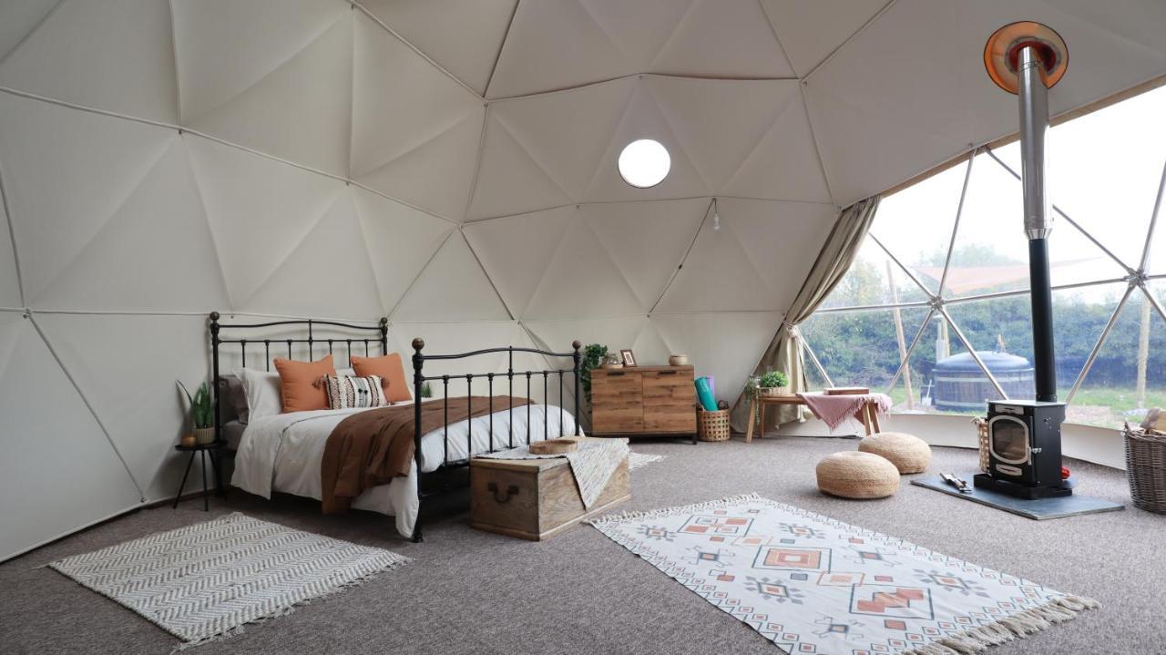 Luxury Dome With Private Wood-Fired Hot Tub Hotel Oxford Ngoại thất bức ảnh