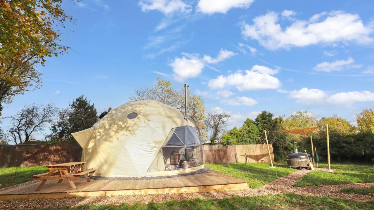 Luxury Dome With Private Wood-Fired Hot Tub Hotel Oxford Ngoại thất bức ảnh